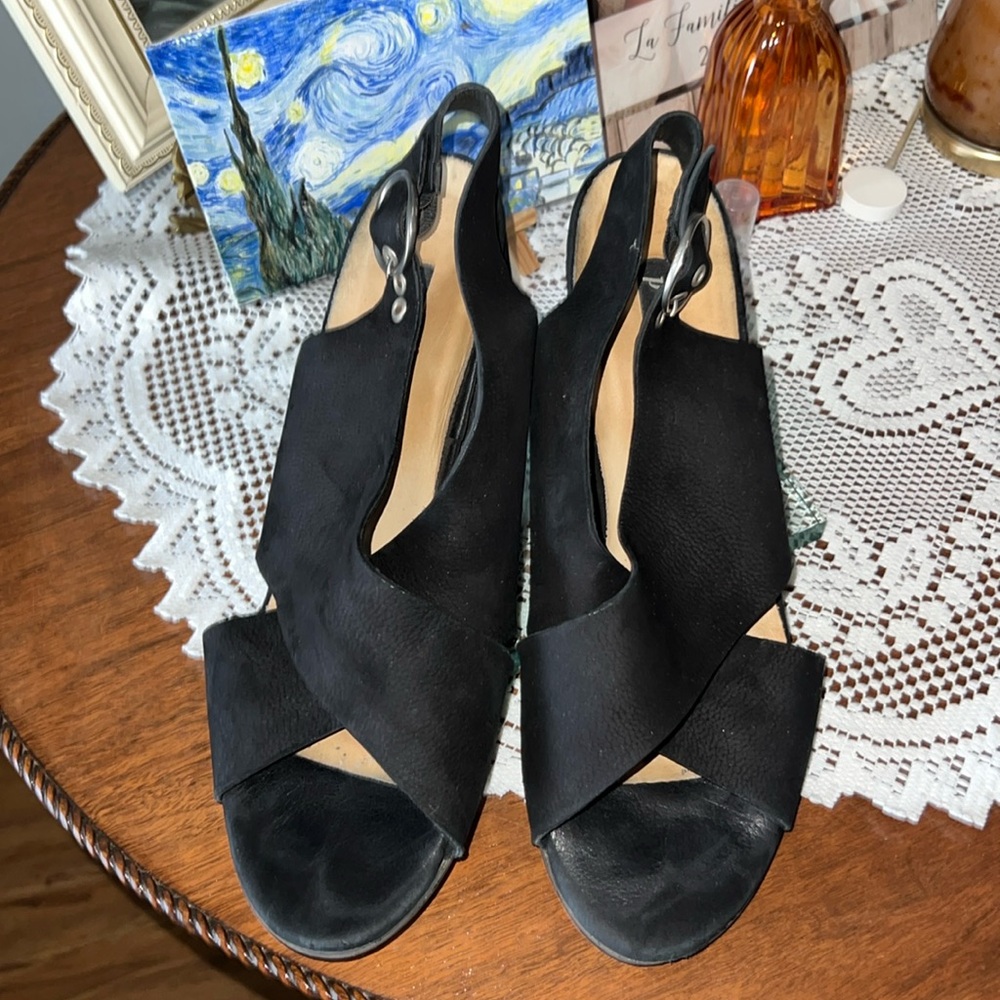 Paul Green chunky heel shoes EUC